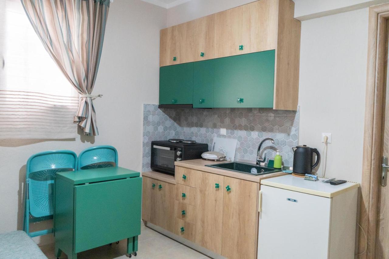 Apartment In 아스프로발타 외부 사진