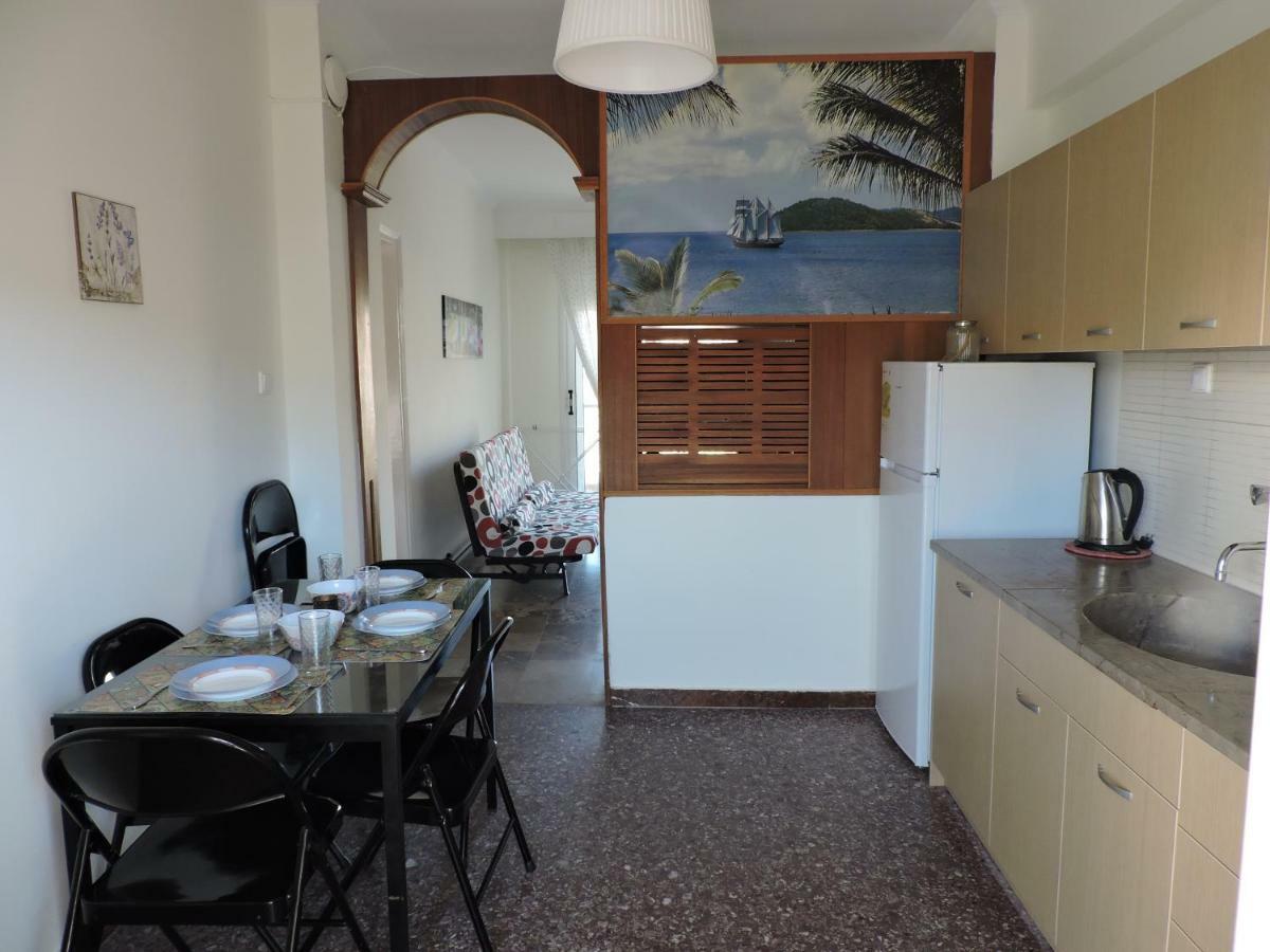 Apartment In 아스프로발타 외부 사진