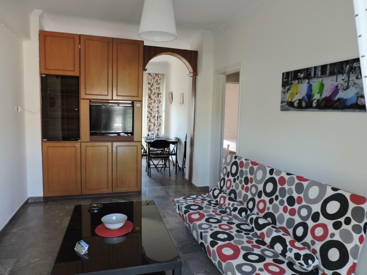 Apartment In 아스프로발타 외부 사진